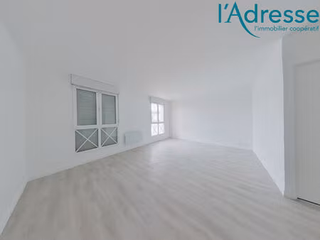 location appartement 1 pièce  28.11m²  garges