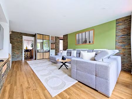 appartement totalement rénové 4 chambres