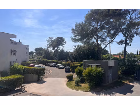 location appartement  25 m² t-1 à montpellier  524 €