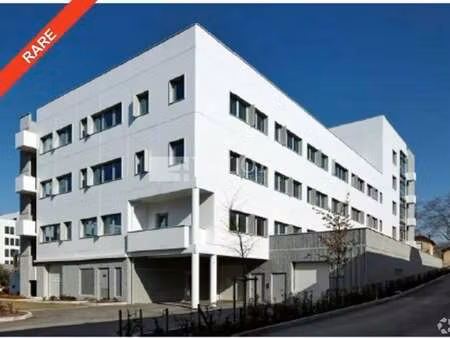 location bureaux 627 m²