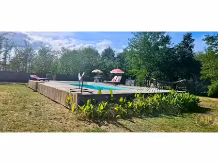 maison avec piscine  4 chambres !