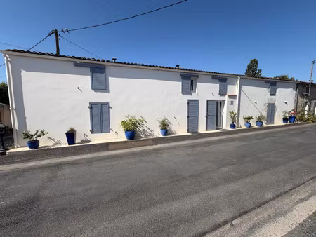vente maison 9 pièces 270 m² vérines (17540)
