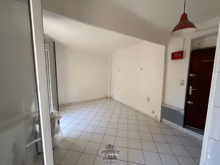 charmant t1 avec balcon au panier marseille