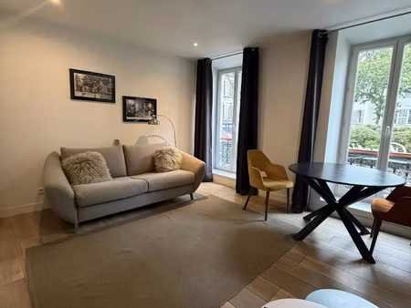 location appartement 1 pièces 24 m2 à salon-de-provence