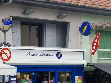 à louer – local commercial avec visibilité sur la grande rue