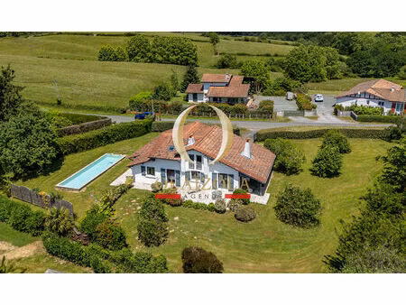 ustaritz - maison avec piscine et vue dégagée