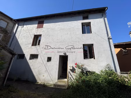 maison de village avec garage et jardin