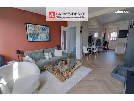 maison de ville 4 pièces 77 m²