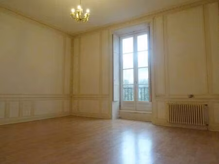 location appartement 2 pièces à nantes centre ville (44000) : à louer 2 pièces / 48m² nant