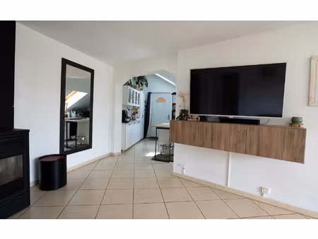 appartement villejust 47.15 m² t-3 à vendre  175 000 €