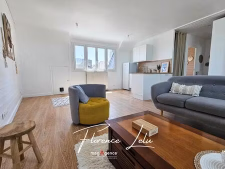 appartement t2 rénové – hyper centre de guingamp