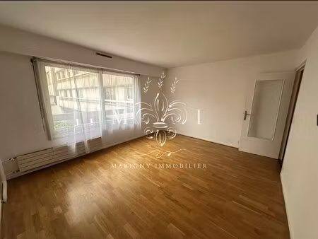 appartement plein centre  immeuble moderne