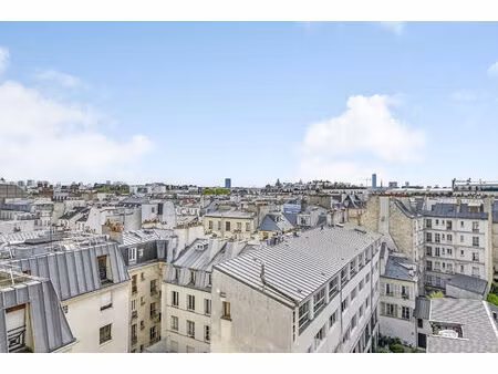 appartement 2 pièces avec balcon et vue dégagée