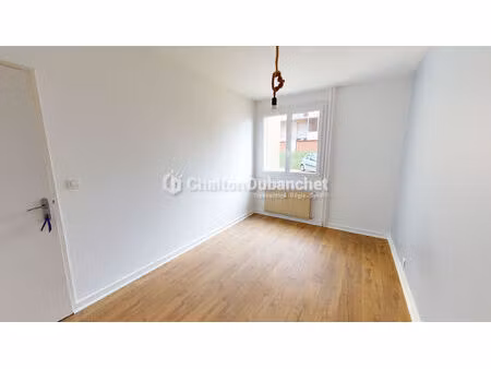 riorges appartement de 58 m² avec garage