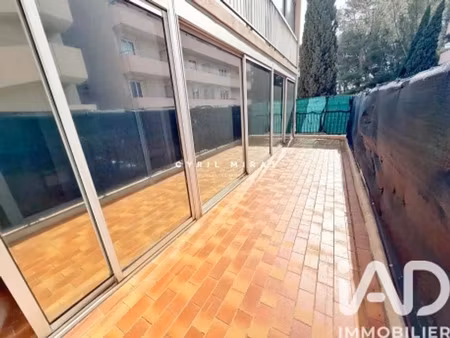 appartement à toulon (83200)