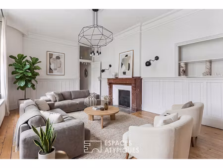 appartement de caractère avec double destination rue lafayette