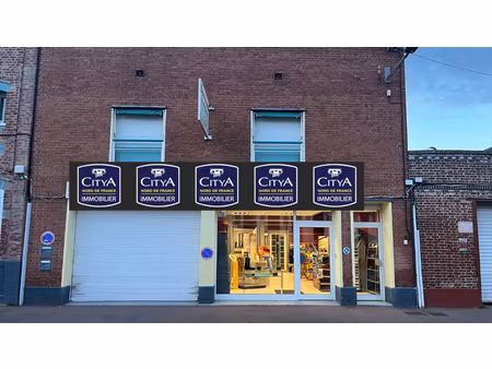 local commercial + entrepôt + bureaux / centre-ville de douai