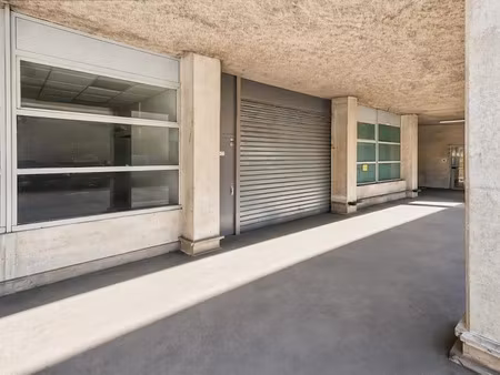 location locaux professionnels 108 m² à saint-ouen (93400)  1 269 €