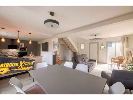 maison familiale 7 pièces à vendre à chavagne - un vrai coup de coeur !