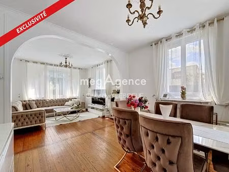 maison ancienne de charme – 5 chambres  dépendance et jardin