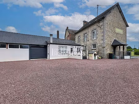 a vendre - maison de caractère avec dépendances - 6 min bagnoles de l'orne