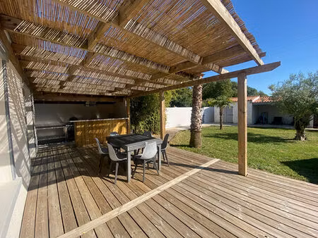 vente maison 4 pièces  129.00m²  saint