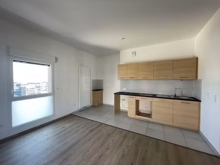 appartement t3 résidence 2024 - garage - lli