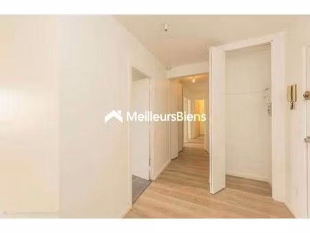 a vendre - appartement t3 pieces - 64m2 - paris 18