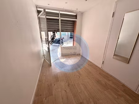 à louer : local commercial 19m2 centre-ville de vallauris