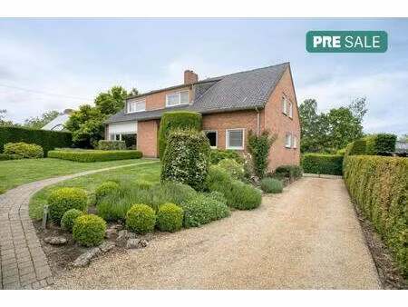 riante gezinswoning met 5 slaapkamers te koop in lauwe!