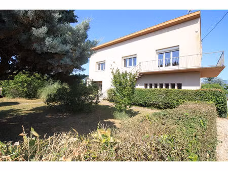 sapiac maison familiale avec grand terrain et fort potentiel