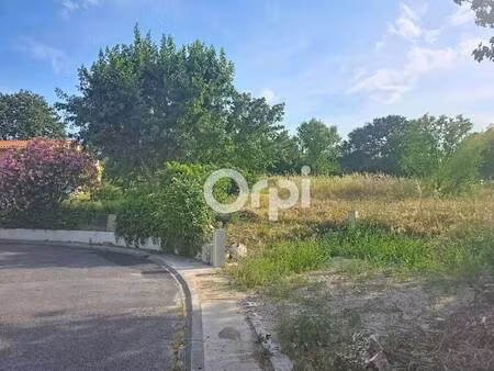terrain constructible viabilisé à vendre