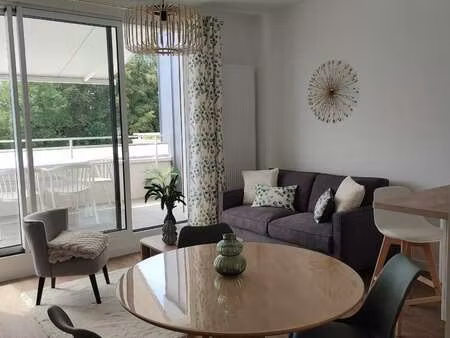 location appartement 2 pièces meublé à quimper (29000) : à louer 2 pièces meublé / 44m² qu