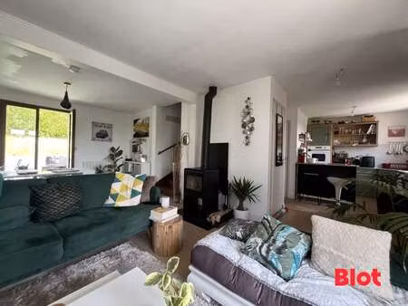 vente maison à crevin (35320) : à vendre / 84m² crevin