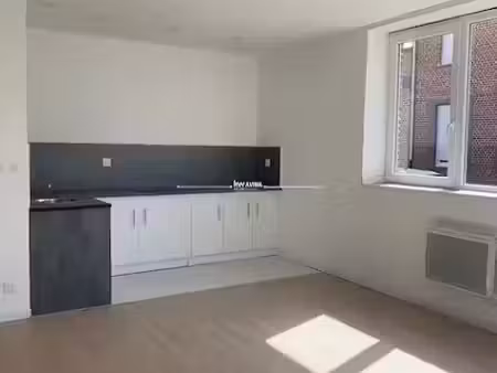 location appartement 2 pièces 42.78 m² à houplines (59116)  650 €
