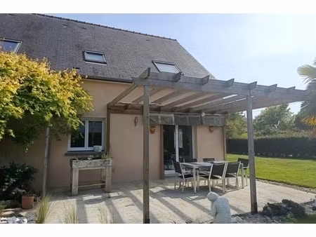 maison 7 pièces - 141 m²