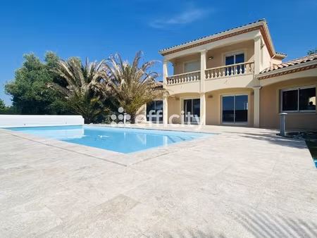 maison 7 pièces - 184 m²