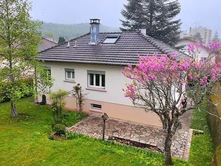 jolie maison sur magnifique terrain exposé sud  secteur calme