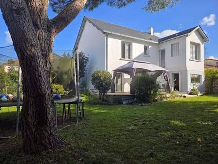 vente maison à mouilleron-le-captif (85000) : à vendre / 155m² mouilleron-le-captif