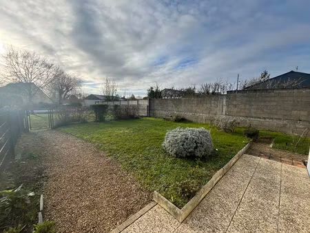 montreuil-juigné - t3 avec jardin