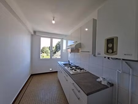 a louer - agence giboire - appartement type de 54.52 m² renove - rennes jeanne d'arc