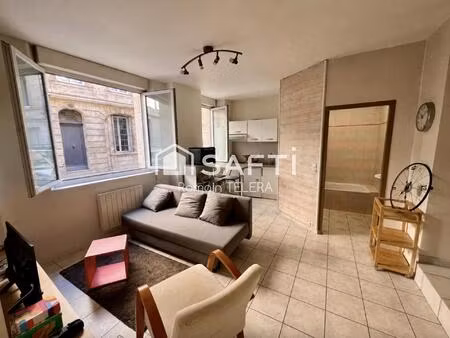 saint-michel : t2 de 35 m² avec une cour et une cave