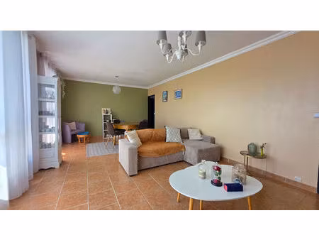 a vendre - 37300 joue-les-tours appartement 5 pièces de 83 m².
