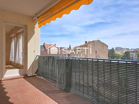 appartement centre-ville avec ascenseur et balcon