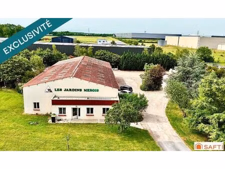 paysagiste reconnu.fond et immobilier inclus à mer