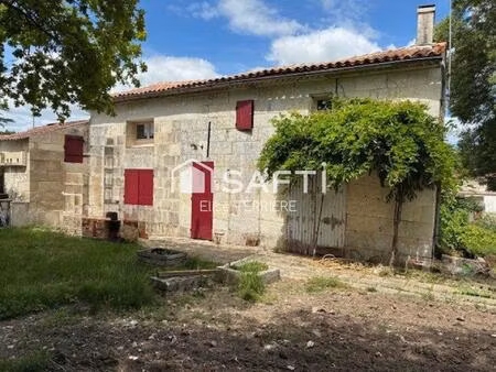 maison en moellons 3 chambres implantées sur une parcelle d'envion 1300m2