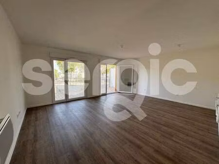 location appartement 3 pièces à angers deux croix banchais (49000) : à louer 3 pièces / 65