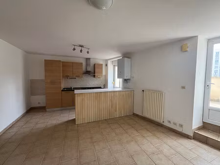 appartement 3 pièces 54 m² à louer châtellerault 86100 ? | era immobilier