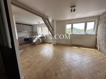 3%.com - appartement avec terrasse.