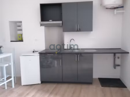 studio meuble - centre ville - montaigu - ideal etudiant